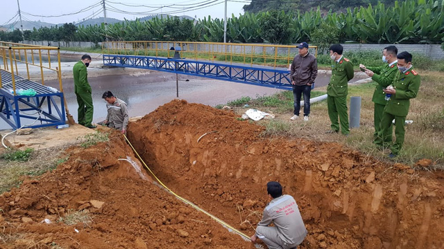 Phạt[-]Công[-]ty[-]BHL[-]Sơn[-]La[-]hơn[-]1,2[-]tỉ[-]đồng[-]do[-]đào[-]cống[-]ngầm[-]xả[-]thải[-]xuống[-]lòng[-]đất